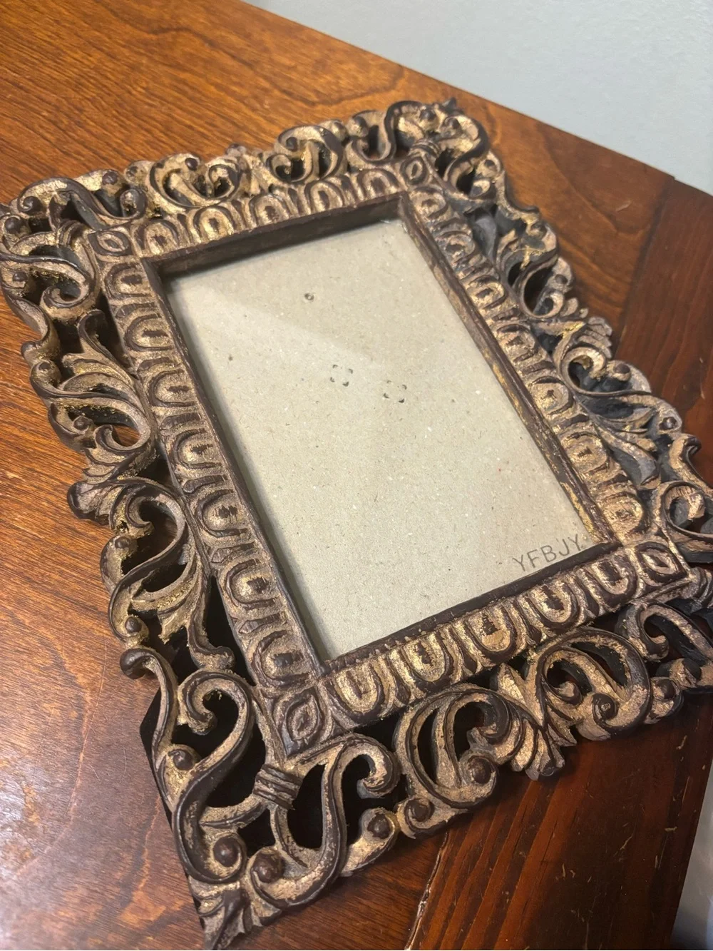 Ornate Decorative GOLD/Bronze-Tone Picture Frame - Elegant Home Accent